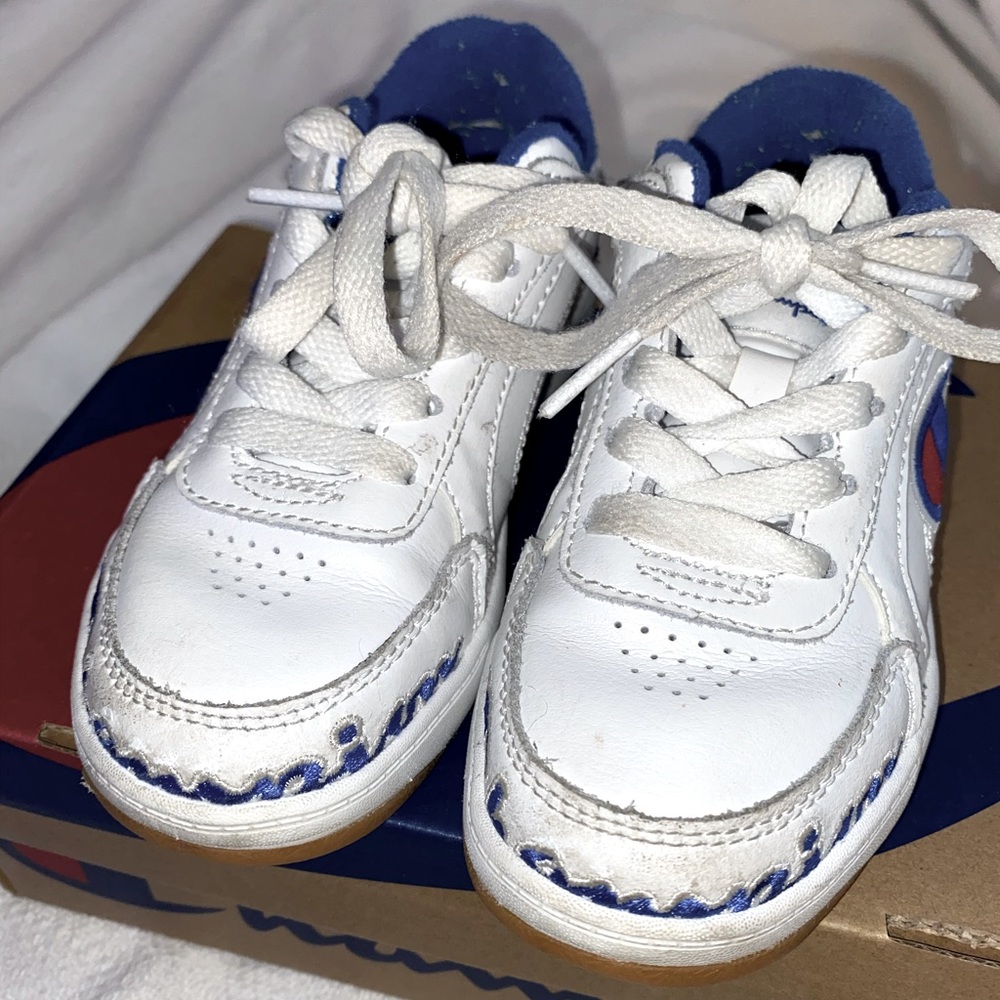 Toddler11 Champion sneakers